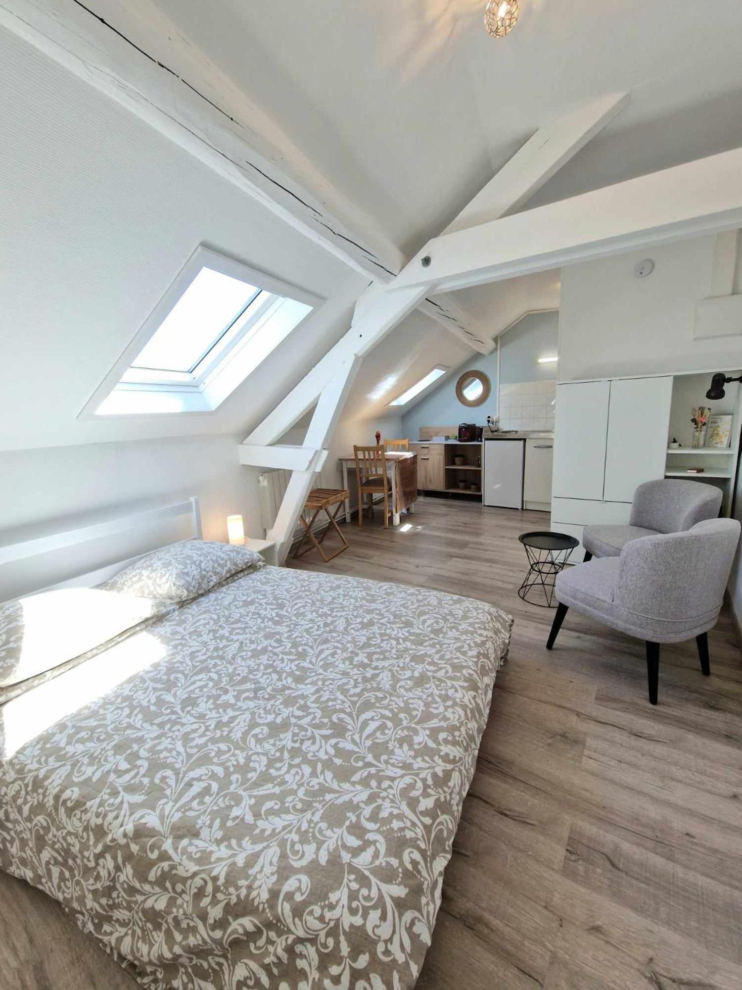 Apartamento Chez Clovis - Proche Gare Centre Et Arena Reims Exterior foto